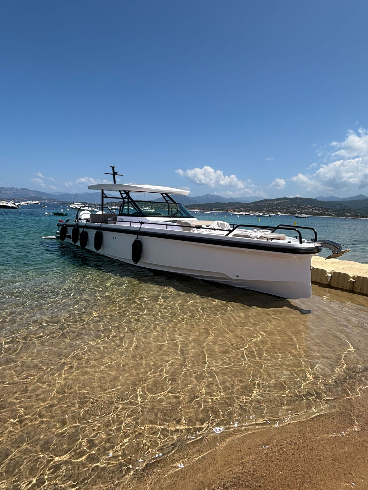 fiche bateau axopar 37